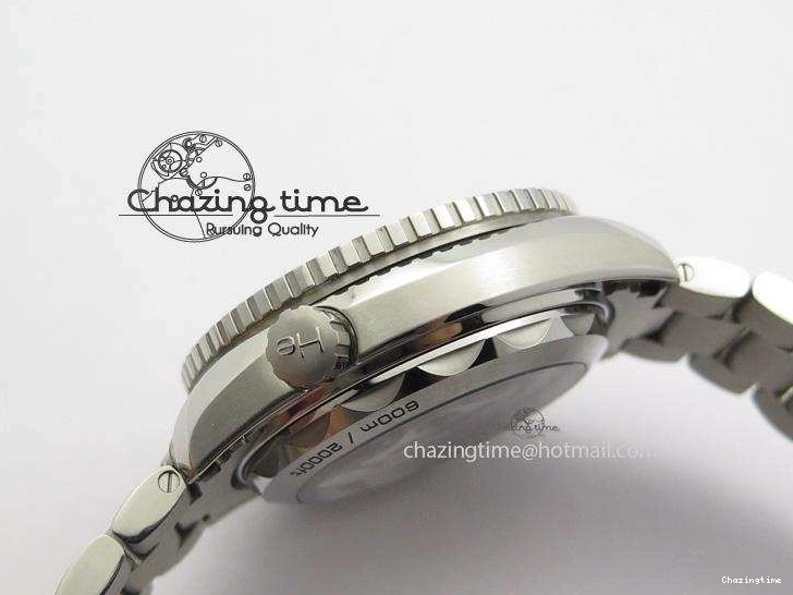 0207 Master Chronometer 45mm SS JHF Black Dial On SS Bracelet A Sustainable 8248